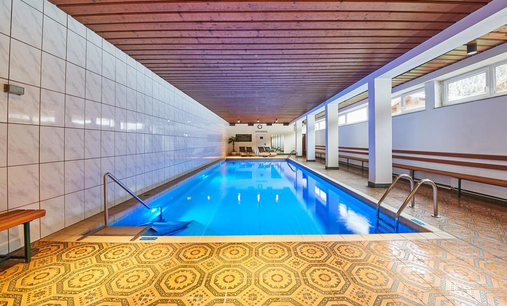 Appartement Ski & Bike 萨尔巴赫 外观 照片